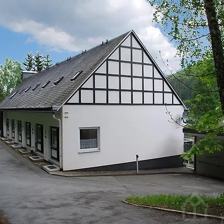 Daire Burgstr. 15a *